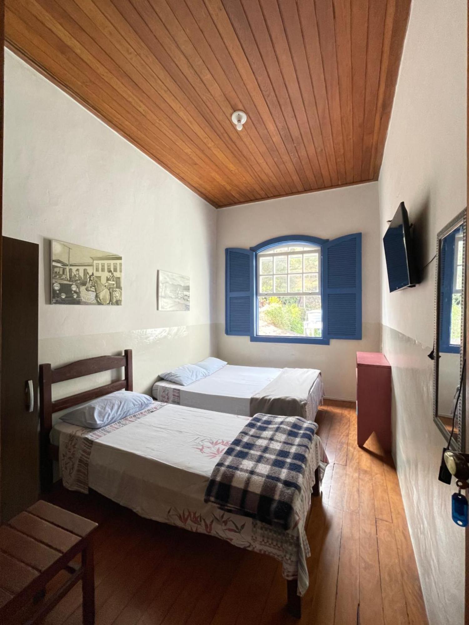 אורו פרטו Hostel Central מראה חיצוני תמונה